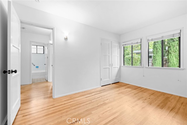 Detail Gallery Image 9 of 25 For 673 N Rosemary Ln, Burbank,  CA 91505 - 2 Beds | 1 Baths