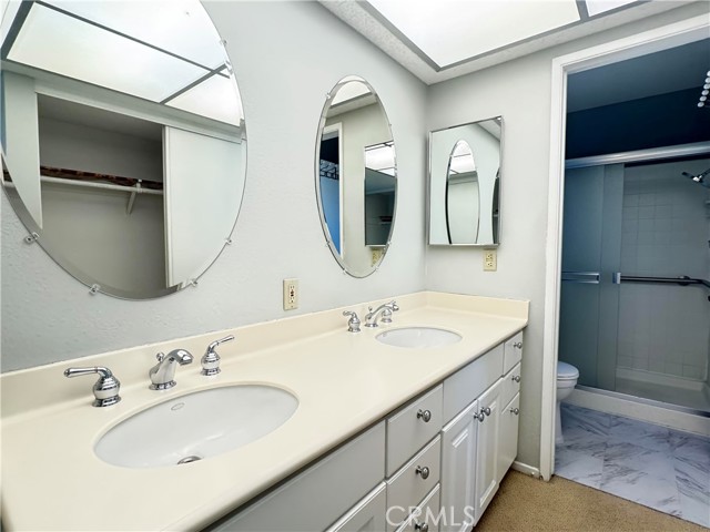 14371 Miro CT, Irvine CA: https://media.crmls.org/medias/988d135b-ebd7-4cd4-b74b-65fe80af6b5e.jpg