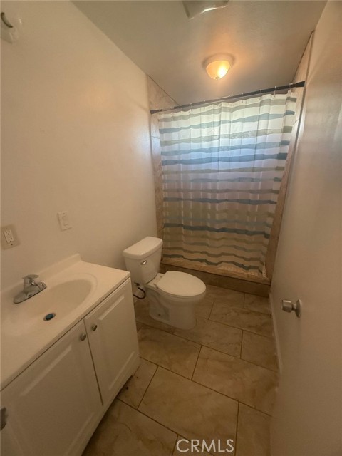 Detail Gallery Image 7 of 18 For 33013 Arbolado Ln, Lake Elsinore,  CA 92530 - 4 Beds | 2 Baths