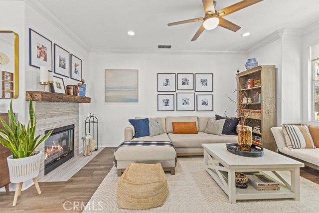 Image 2 of 64 For 1 Shelburne  