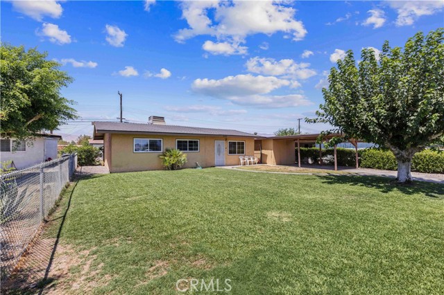 83092 Dillon Avenue, Indio CA: https://media.crmls.org/medias/988fb1a5-a32a-49e8-b0fc-9d54dbe4302f.jpg