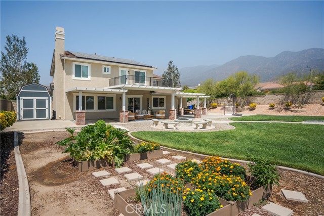 5205 Gallo Court, Rancho Cucamonga CA: https://media.crmls.org/medias/988fb7bc-4edf-4032-8448-a2c24d7b4a53.jpg