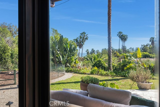 Detail Gallery Image 42 of 61 For 27409 Pacific Coast Hwy, Malibu,  CA 90265 - 4 Beds | 4 Baths