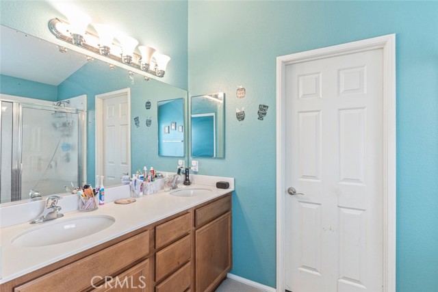 Detail Gallery Image 21 of 35 For 14193 Fresian, Apple Valley,  CA 92307 - 4 Beds | 3 Baths