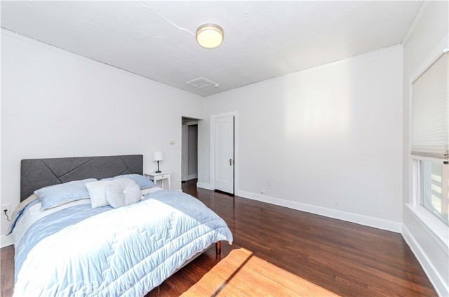 Detail Gallery Image 16 of 39 For 3015 Edgehill Dr, Los Angeles,  CA 90018 - – Beds | – Baths