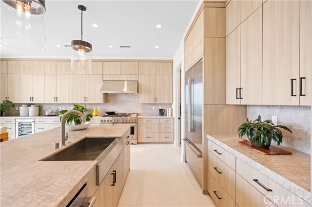 137 Prestigo, Irvine CA: https://media.crmls.org/medias/989225f3-4523-4c16-927d-2f7c893c76cf.jpg