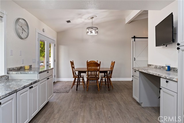 Detail Gallery Image 9 of 57 For 2245 Rancho Lomas Way, San Miguel,  CA 93451 - 3 Beds | 3 Baths