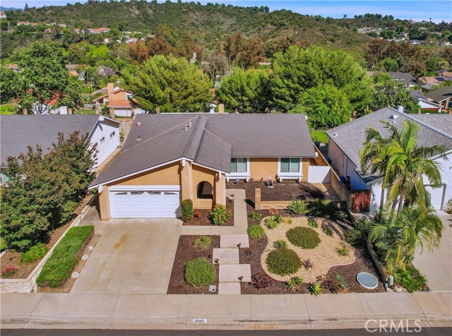 22182 Platino, Mission Viejo CA: https://media.crmls.org/medias/9892f56a-abe5-45d8-a4df-0eb3af82c60f.jpg
