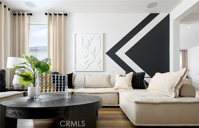 Detail Gallery Image 11 of 15 For 3992 Hudson Ln, Lake Elsinore,  CA 92530 - 4 Beds | 2/1 Baths