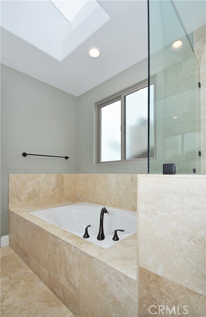 519 Lucia, Redondo Beach, California 90277, 4 Bedrooms Bedrooms, ,2 BathroomsBathrooms,Residential,Sold,Lucia,SB17035897