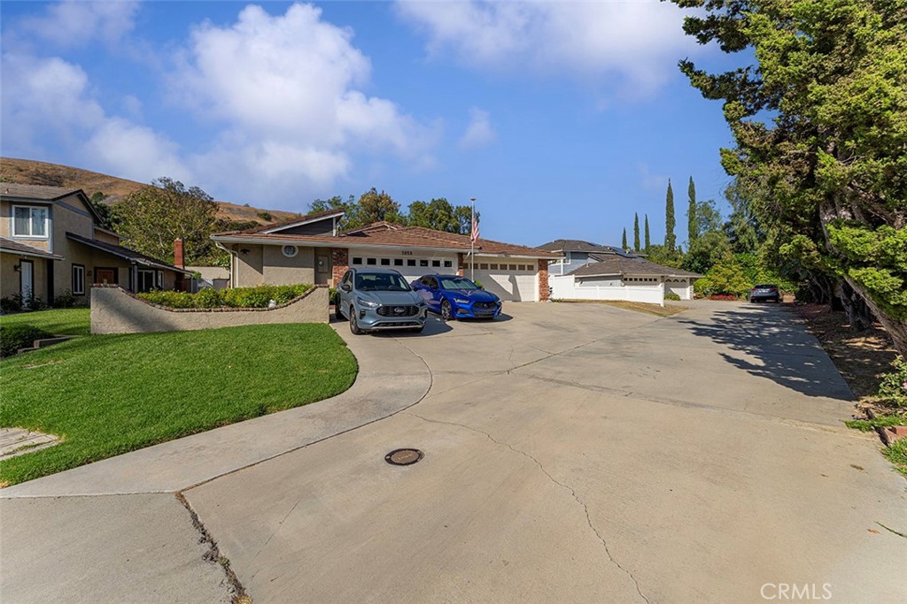 3862 Ravenswood Drive