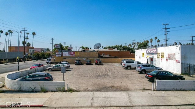 5001 S Western Avenue, Los Angeles, California 90062, ,Commercial Sale,For Sale,5001 S Western Avenue,CRSB22154816