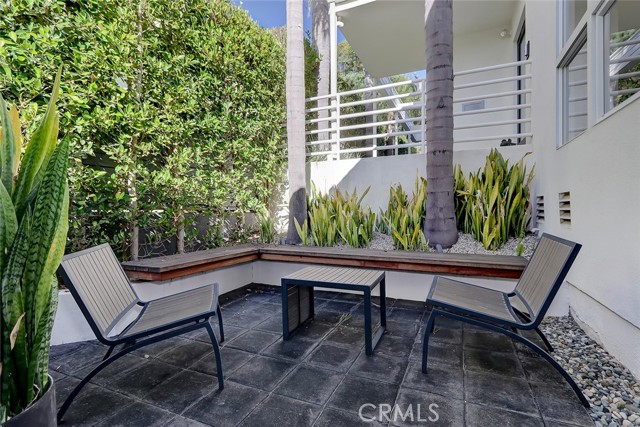 636 27th Street, Manhattan Beach, California 90266, 4 Bedrooms Bedrooms, ,3 BathroomsBathrooms,Residential,Sold,27th,SB21265016