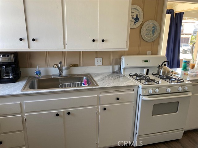 Detail Gallery Image 42 of 58 For 17125 4th St, Sunset Beach,  CA 90742 - – Beds | – Baths