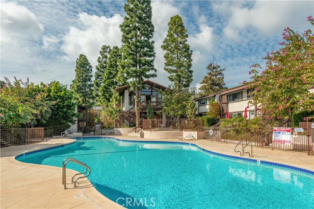 372 S Miraleste Drive, San Pedro CA: https://media.crmls.org/medias/9895124d-9899-4c64-a6c0-be7adcfee939.jpg