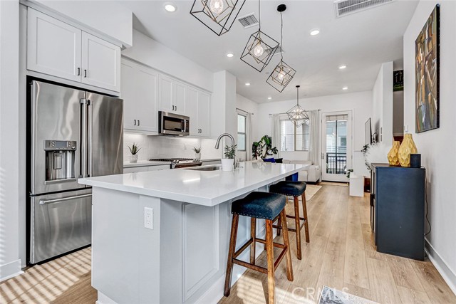 Detail Gallery Image 6 of 40 For 1669 Yorktown, San Pedro,  CA 90732 - 3 Beds | 2/1 Baths