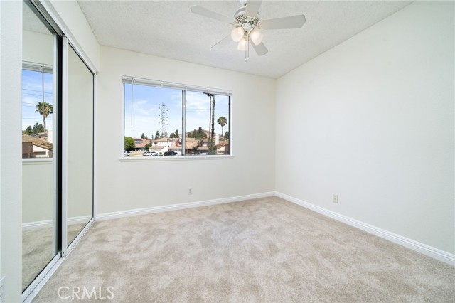 11500 Winery Drive, Fontana CA: https://media.crmls.org/medias/9896a412-e236-43f0-be32-a4432f7b1158.jpg