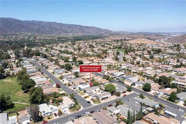 10412 Comstock Road, Corona CA: https://media.crmls.org/medias/9896d777-8ad8-459b-a52d-9b956cb8252c.jpg
