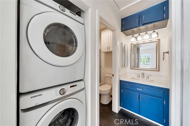 5 Via Meseta, Rancho Santa Margarita CA: https://media.crmls.org/medias/9896e160-a5d5-4982-9ccd-a56f3bd8cb3e.jpg