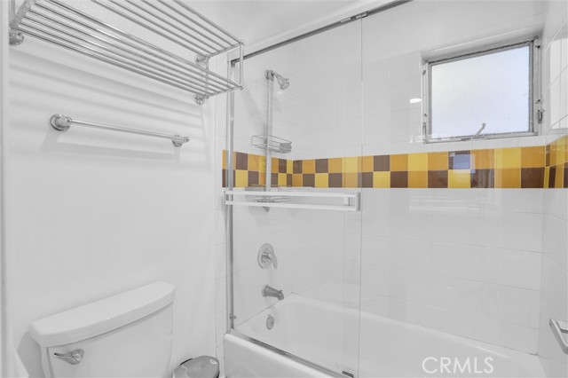 Detail Gallery Image 31 of 37 For 702 10th St, Hermosa Beach,  CA 90254 - 4 Beds | 3/1 Baths