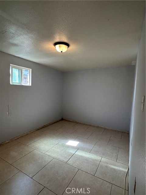 Detail Gallery Image 21 of 32 For 1917 E 61st St, Long Beach,  CA 90805 - 3 Beds | 1 Baths