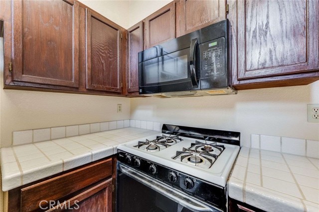 Detail Gallery Image 16 of 29 For 543 E Hazel St #1,  Inglewood,  CA 90302 - 2 Beds | 2 Baths