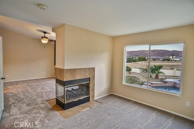 5712 Bienveneda, Palmdale CA: https://media.crmls.org/medias/9899e3ca-934d-4439-b287-f94ad023444f.jpg
