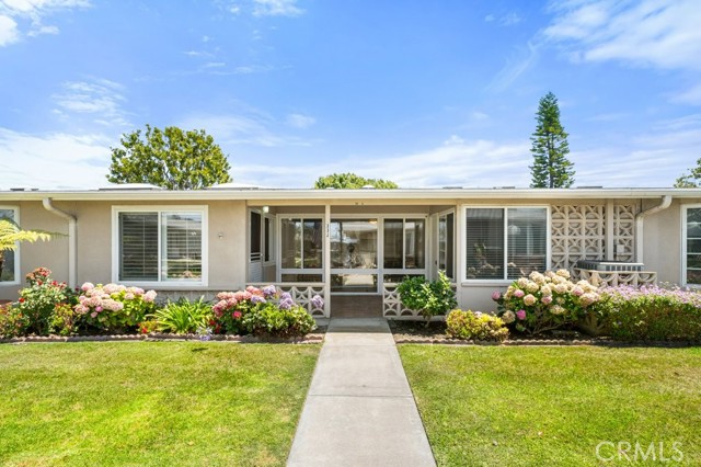 Detail Gallery Image 1 of 37 For 13271 Del Monte Dr M14-33j,  Seal Beach,  CA 90740 - 2 Beds | 1 Baths