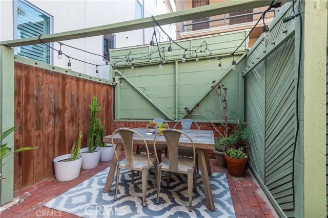 316 35th Street, Manhattan Beach, California 90266, ,Residential Income,Sold,35th,SB24055343