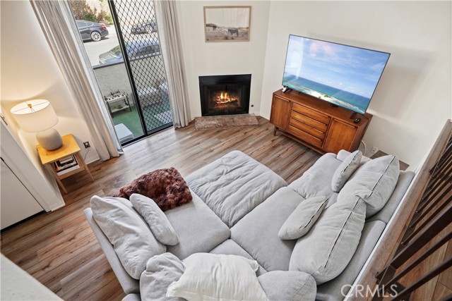 Detail Gallery Image 12 of 53 For 19355 Sherman Way #41,  Reseda,  CA 91335 - 2 Beds | 2/1 Baths