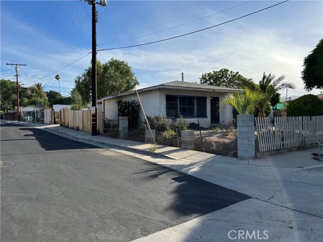 924 E 3rd Street, Corona, CA, 92879 924 E 3rd Street, Corona, CA, 92879