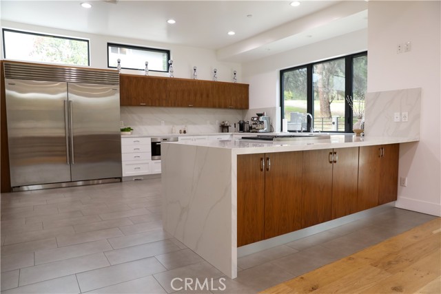 Detail Gallery Image 45 of 61 For 12664 Mclennan, Granada Hills,  CA 91344 - 5 Beds | 6 Baths