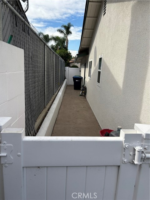 Detail Gallery Image 25 of 26 For 3555 Dixie, Riverside,  CA 92503 - 4 Beds | 2 Baths