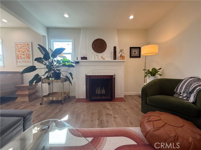 Detail Gallery Image 9 of 65 For 5120 Baltimore St, Los Angeles,  CA 90042 - 3 Beds | 3 Baths