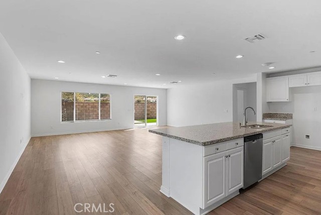 Detail Gallery Image 5 of 30 For 28341 Digger, Menifee,  CA 92585 - 4 Beds | 2 Baths