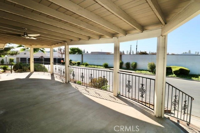 521 Forest Lake Drive, Brea CA: https://media.crmls.org/medias/98a142ae-d8bf-4db2-922a-0c1a220e41db.jpg