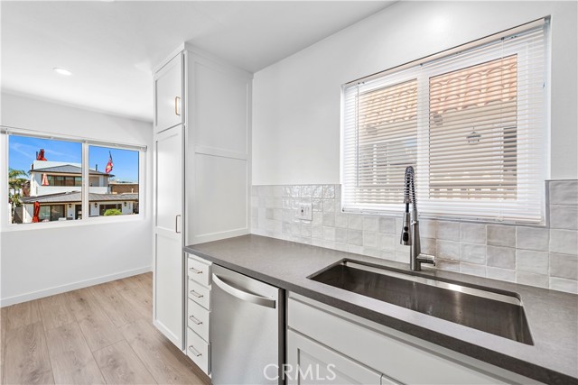 Detail Gallery Image 10 of 17 For 223 Avenida Victoria #C,  San Clemente,  CA 92672 - 2 Beds | 2 Baths