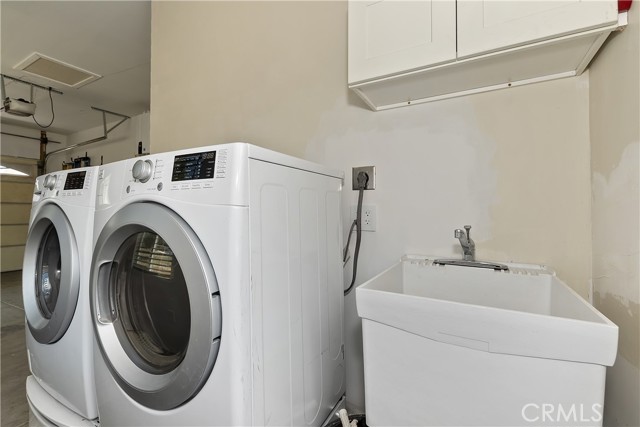 1215 Valley View Drive, Big Bear City CA: https://media.crmls.org/medias/98a1ba70-ce4b-496d-97c4-0210053e2e2d.jpg
