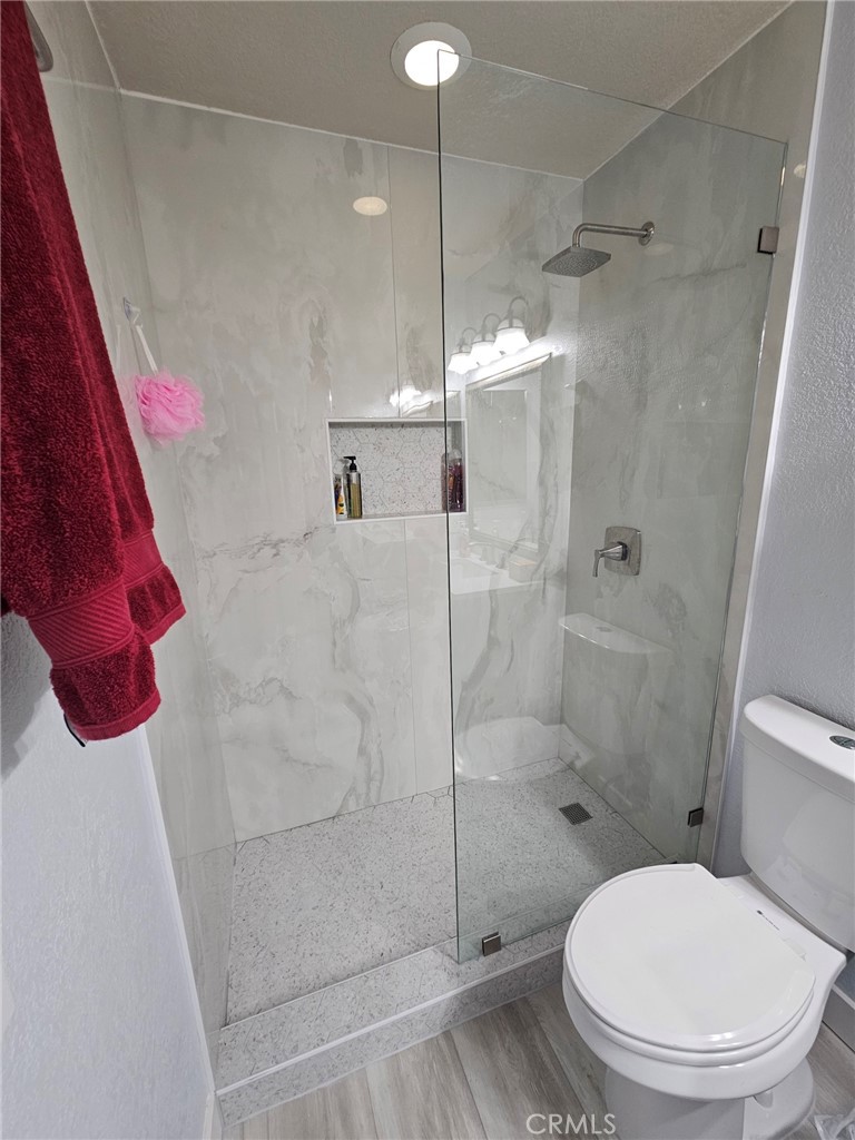 https://media.crmls.org/medias/98a204b0-3bca-47f5-89b8-2dc7a80e8c4d.jpg?preset=X-Large