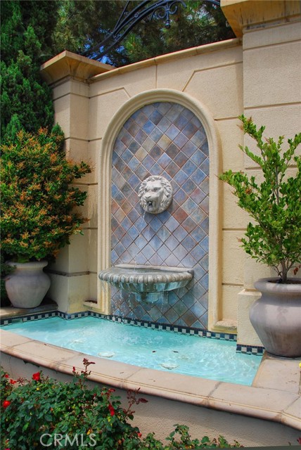 2457 Watermarke Place, Irvine CA: https://media.crmls.org/medias/98a2f35f-f434-4e9a-9a85-8c73f9035de1.jpg