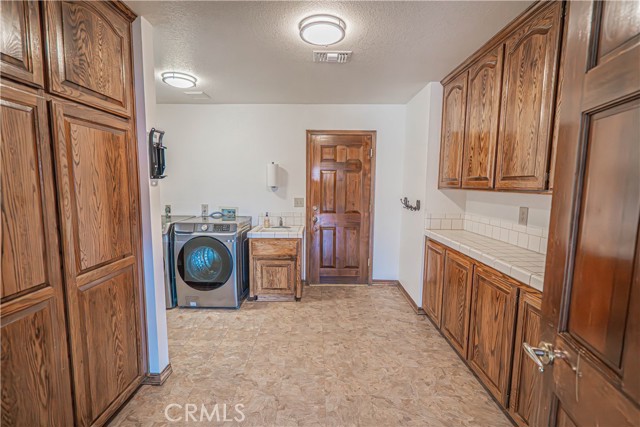 5329 Hubbard Road, Acton CA: https://media.crmls.org/medias/98a3b630-324a-428c-a51c-817ab6ee3854.jpg
