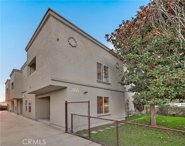 3105 Walton Avenue