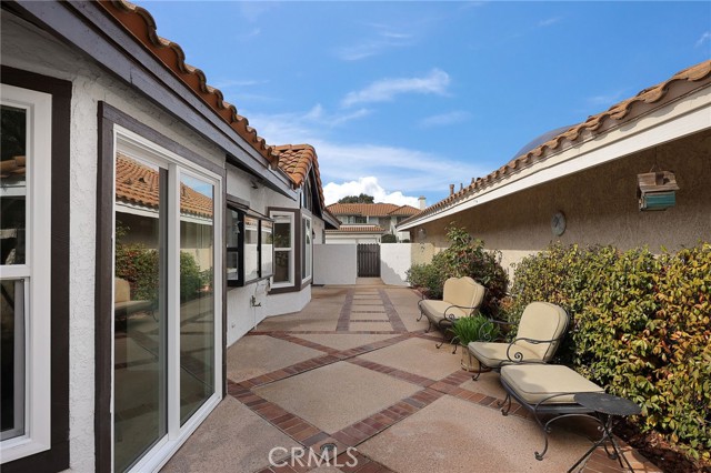 Detail Gallery Image 49 of 56 For 370 Cherry Hills Ct, Thousand Oaks,  CA 91320 - 3 Beds | 3/1 Baths