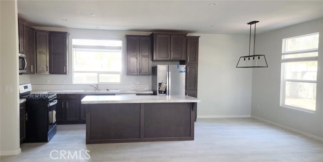 33033 -33031 Catlin Avenue, Hemet CA: https://media.crmls.org/medias/98a3f297-2c3c-4157-97b1-8ad953a1d410.jpg