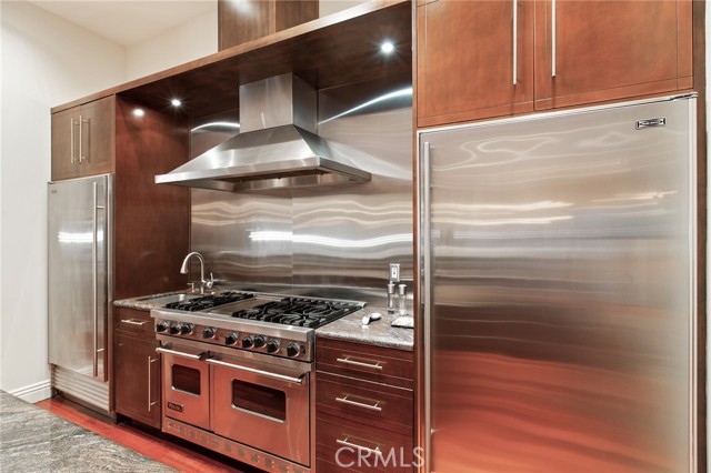 Image 16 of 69 For 22851 Calvert Street