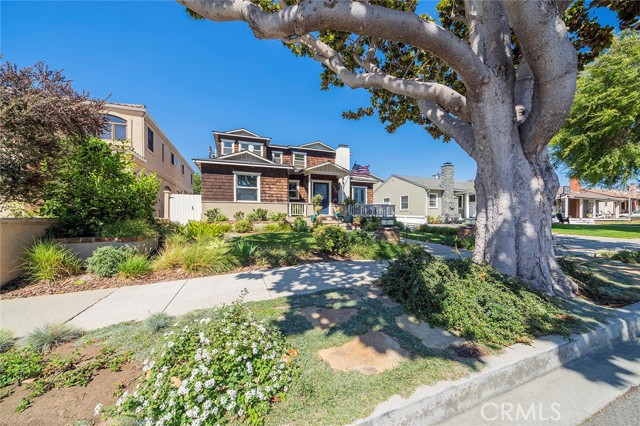 1224 Helberta Avenue, Redondo Beach, California 90277, 3 Bedrooms Bedrooms, ,1 BathroomBathrooms,Residential,Sold,Helberta,PV22118136