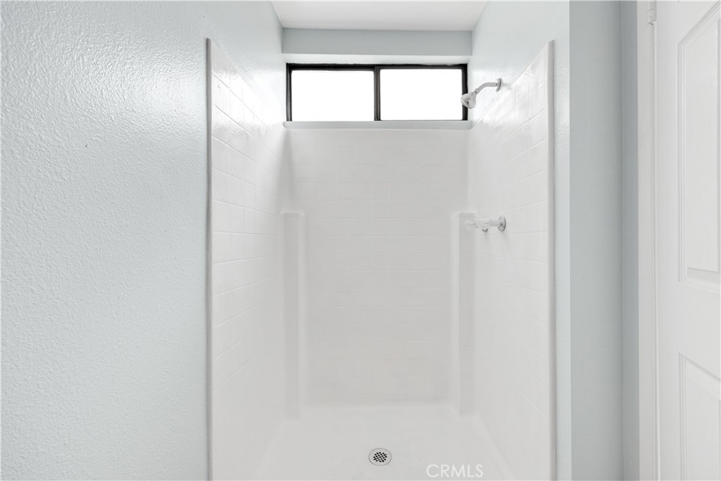 https://media.crmls.org/medias/98a41946-292d-4824-af1a-416ebf5009dd.jpg?preset=X-Large