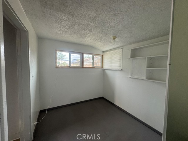 Detail Gallery Image 6 of 16 For 307 S Curry St, Tehachapi,  CA 93561 - 2 Beds | 1 Baths