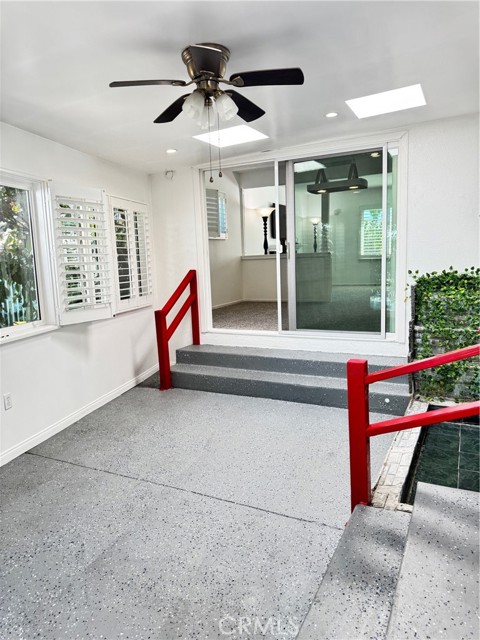 Detail Gallery Image 27 of 69 For 19523 Friar, Tarzana,  CA 91335 - 3 Beds | 2 Baths