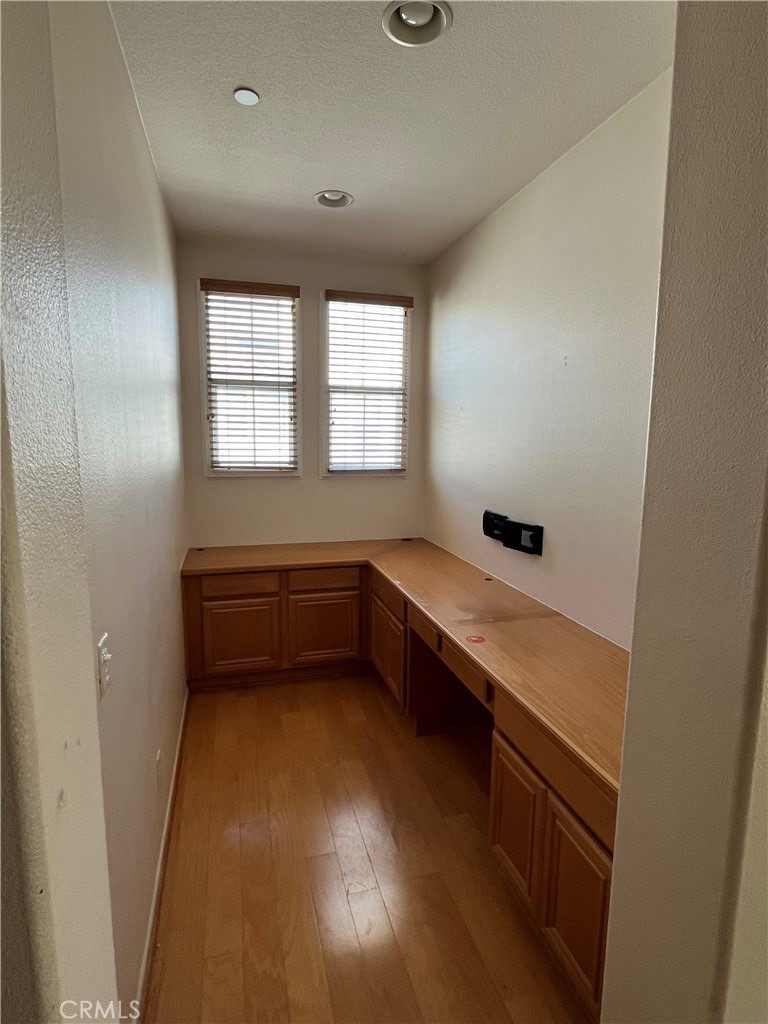 MLS #IV25250400 image #9